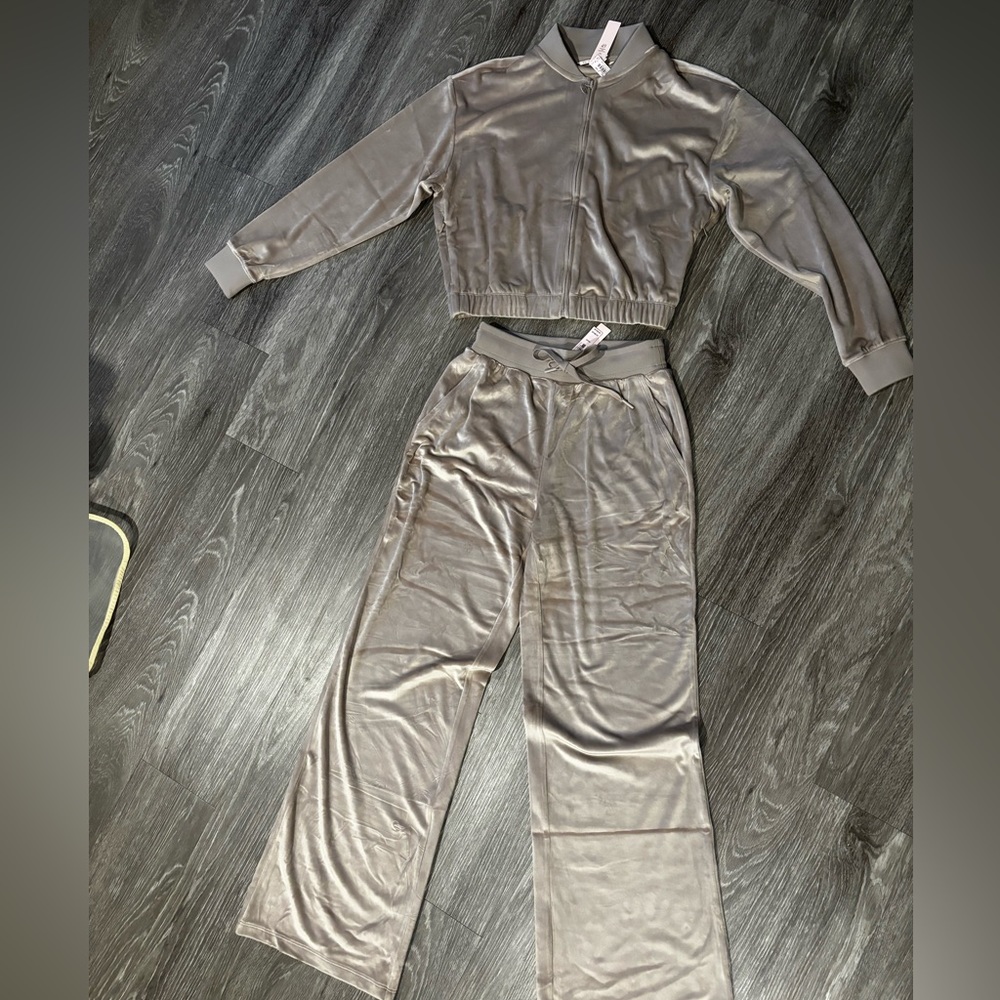 NWT - Victoria Secret Velour Set